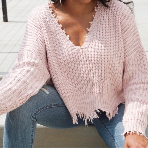 Elan Pink distressed sweater - Picture 3 of 3
